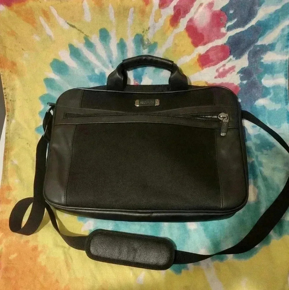 VINTAGE Kenneth Cole Reaction Laptop Bag Briefcase Messenger Genuine Leather BLK - Picture 2 of 8